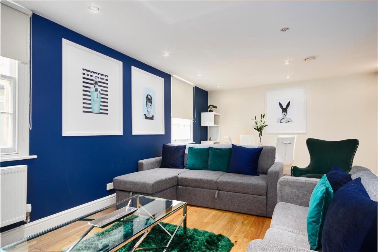 Apartment Striking Monroe Suite! Bath